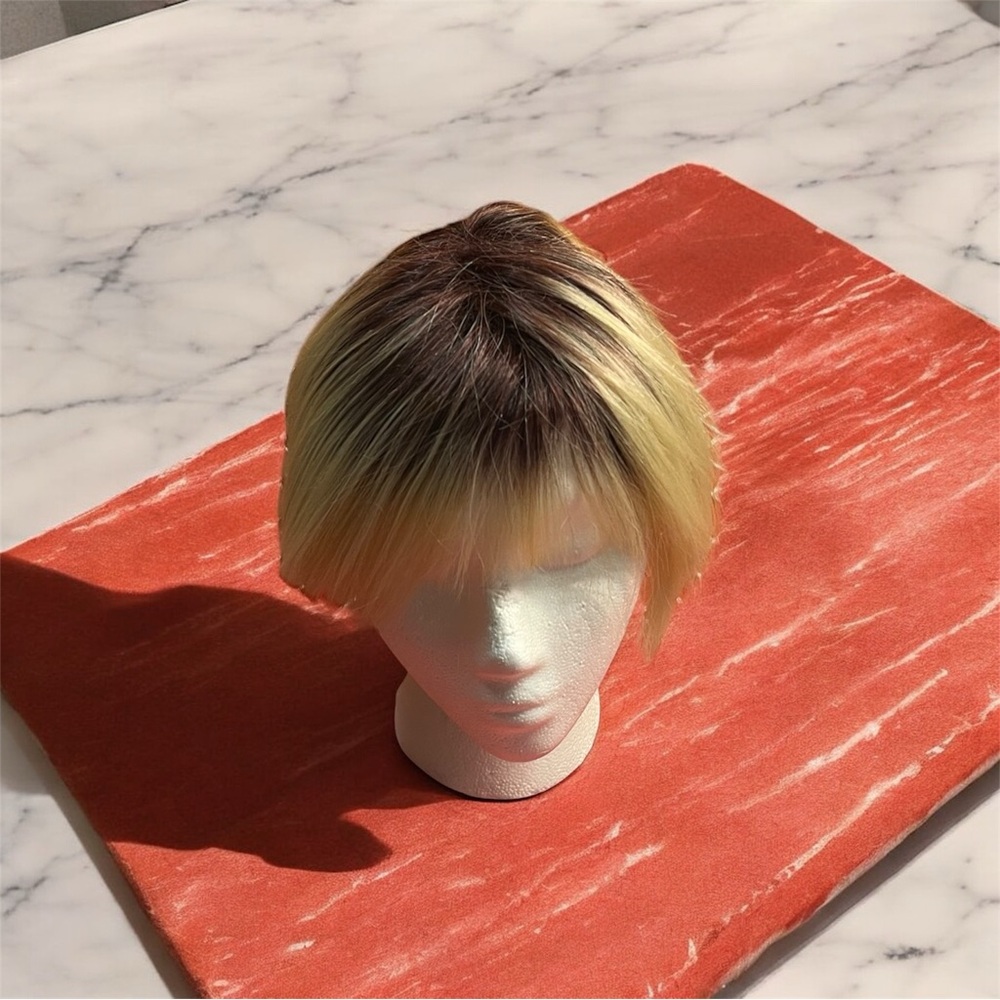 Ombre Blonde Highlight Pixie Bob Wig with Bangs – Instant Style Transformation
